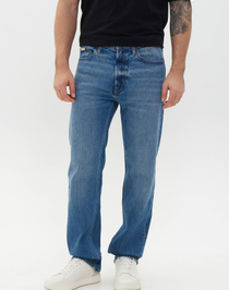 Джинсы STANDARD STRAIGHT