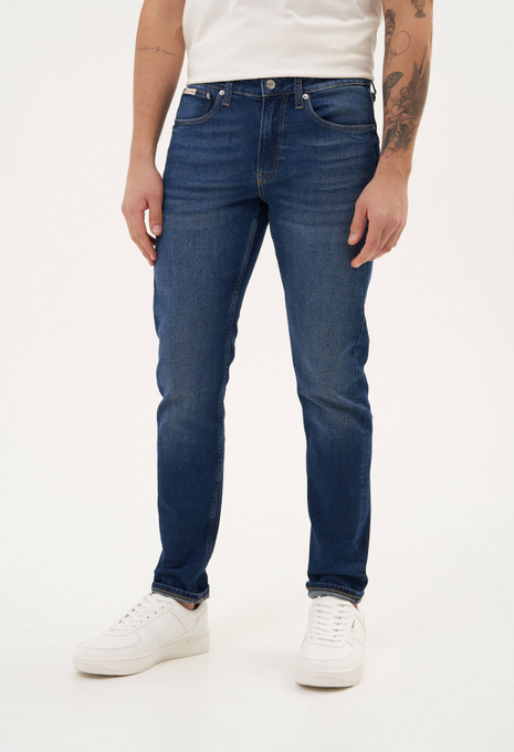 Джинсы SLIM TAPER