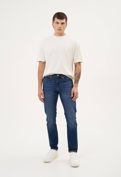 Джинсы SLIM TAPER