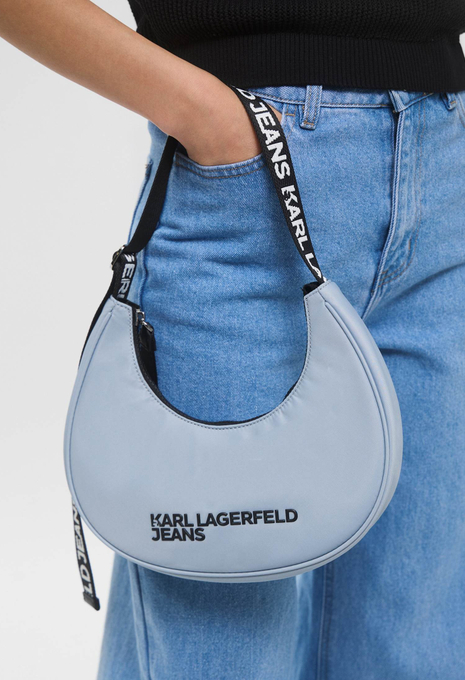 Сумка ESSENTIAL NYLON