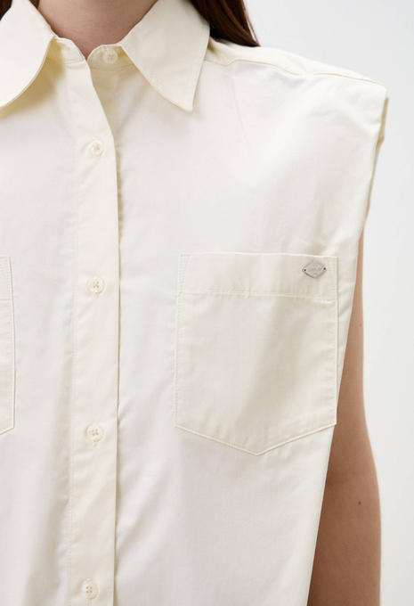 Рубашка без рукавов