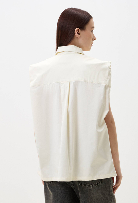 Рубашка без рукавов