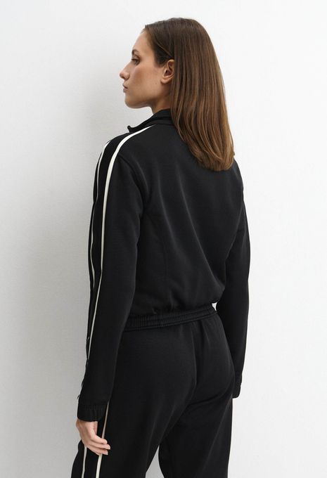 Толстовка
