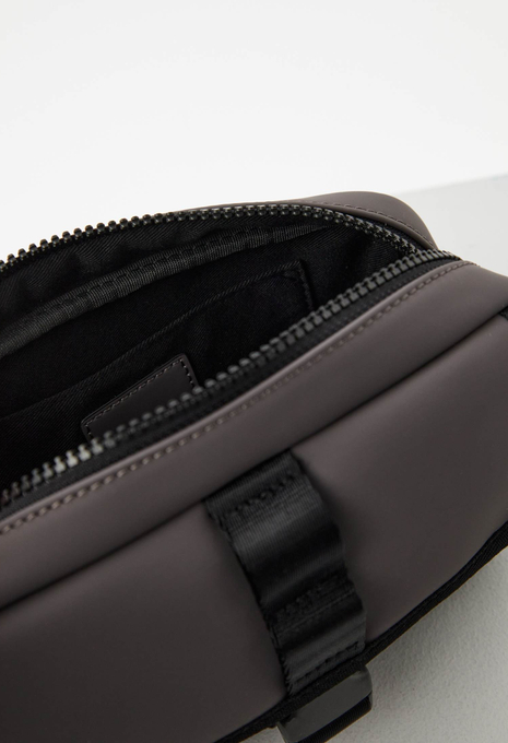 Сумка COATED CONVERT