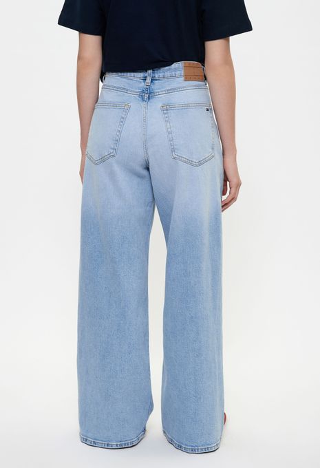 Джинсы