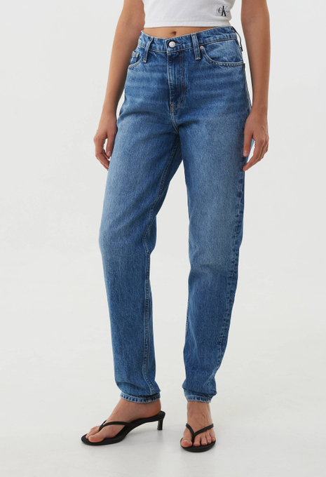Джинсы MOM JEAN