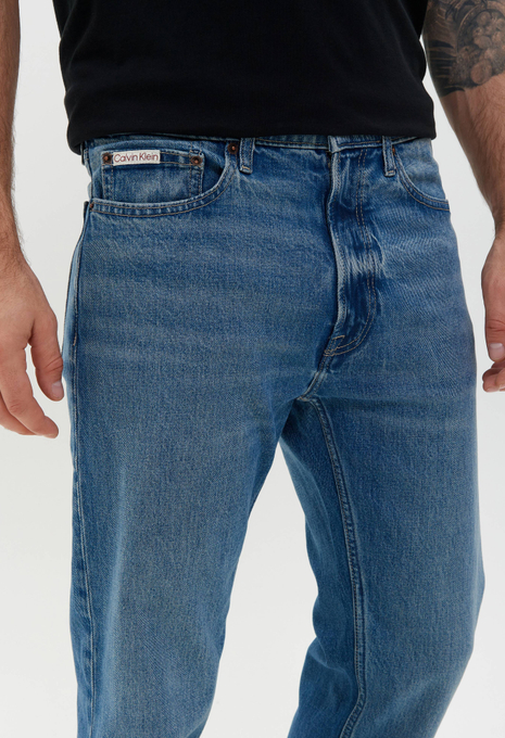Джинсы STANDARD STRAIGHT