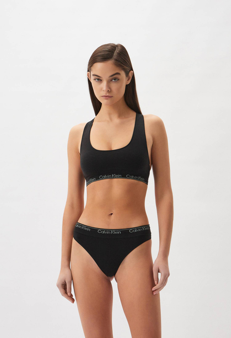 Трусы-стринги