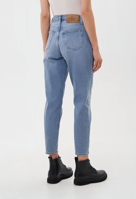 Джинсы MOM JEAN