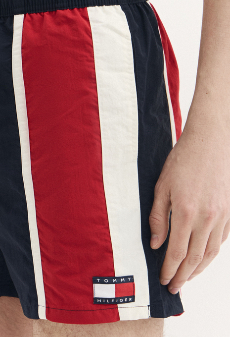 Шорты плавательные