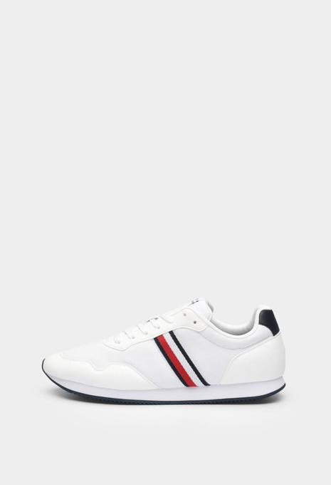Кроссовки