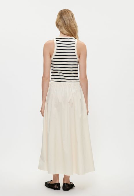 Платье