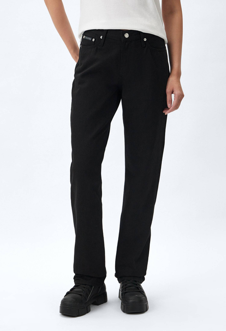 Джинсы LOW RISE STRAIGHT