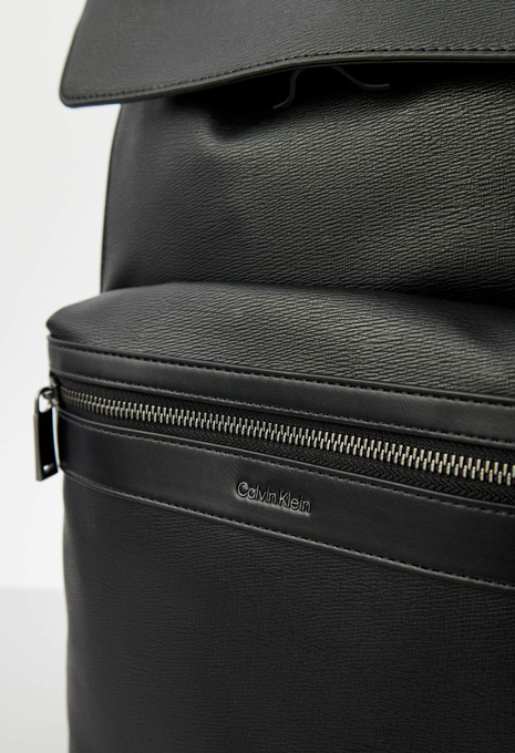 Рюкзак ZIP FLAP