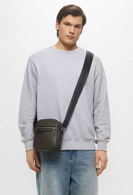 Сумка ESSENTIAL GRAINY