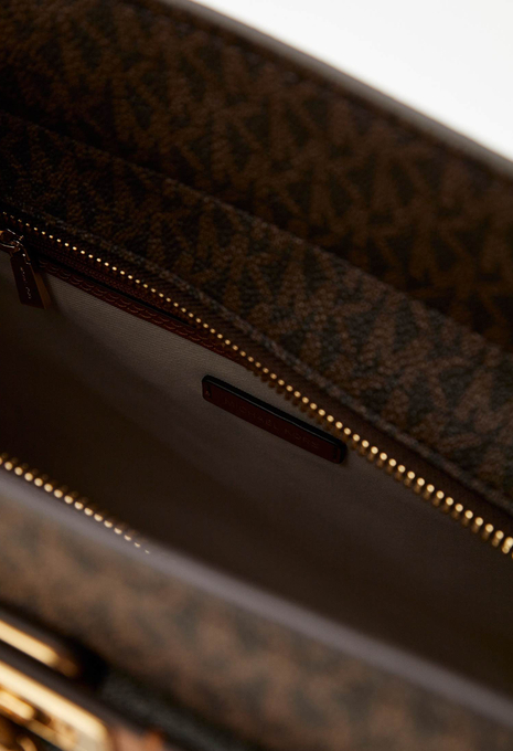 Сумка HAMILTON MODERNE