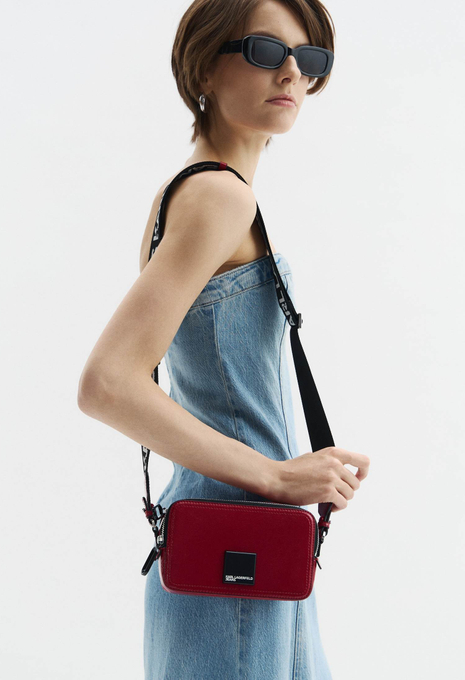 Сумка BOX LOGO GLOSSY