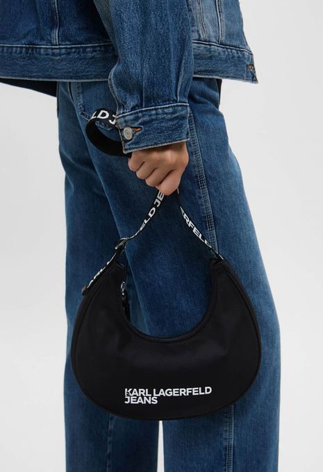 Сумка ESSENTIAL NYLON