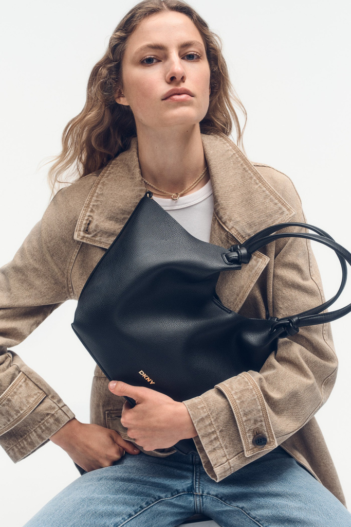 Женские сумки-шоперы DKNY на каждый день