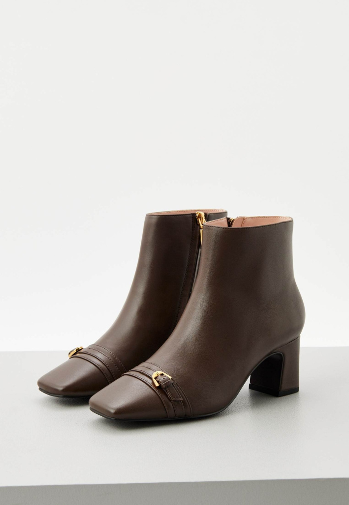 Новая коллекция Coccinelle — сумки и аксессуары в премиальном итальянском стиле